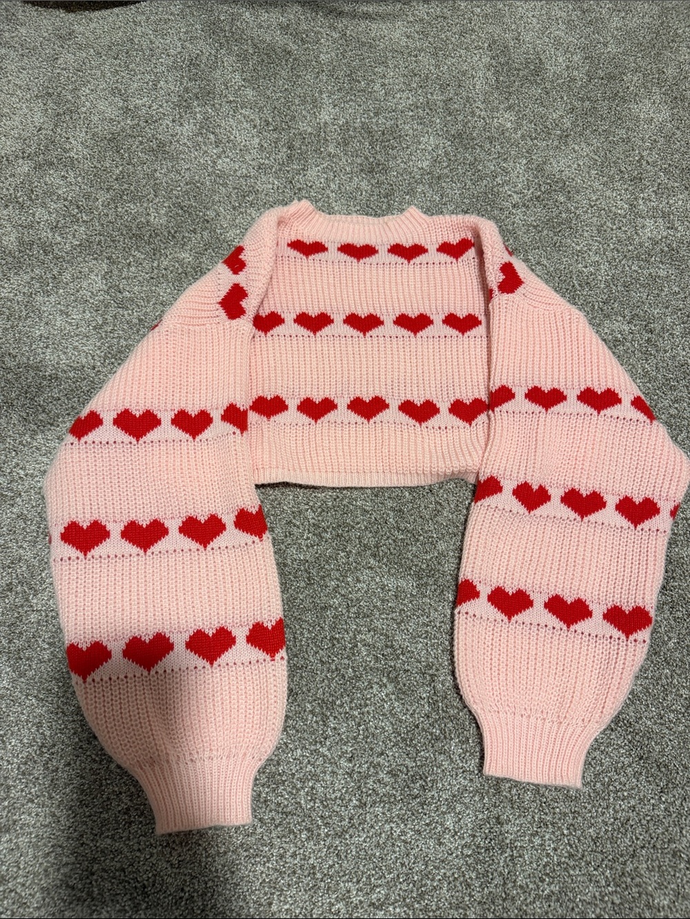 Pink Heart-Pattern Cropped Sweater - Picture 2 of 3